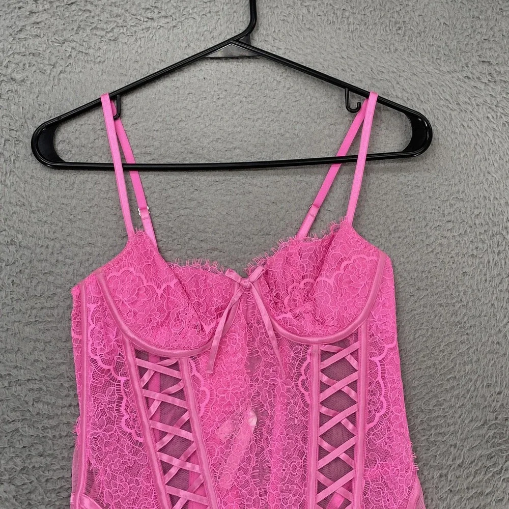 Victoria's Secret Wicked Corset Top Womens Small Lace Crisscross Coquette Garter